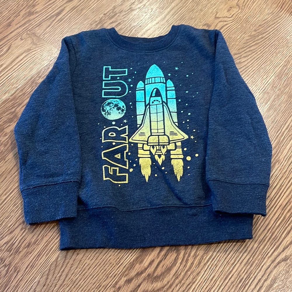 Sweatshirt